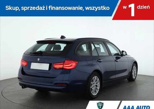 BMW Seria 3 cena 79000 przebieg: 96246, rok produkcji 2019 z Dobrzany małe 254